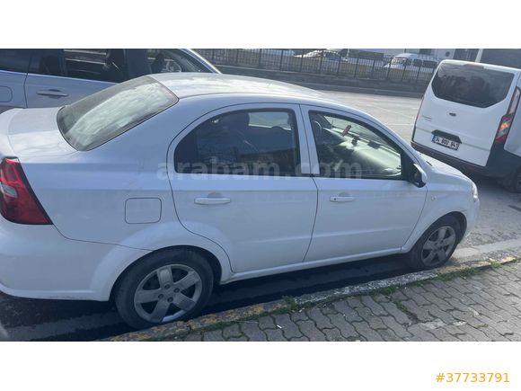 Chevrolet Aveo 1.4 SE 2011 Model