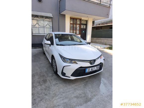Sahibinden Toyota Corolla 1.6 Vision 2019 Model  109.500 km Beyaz