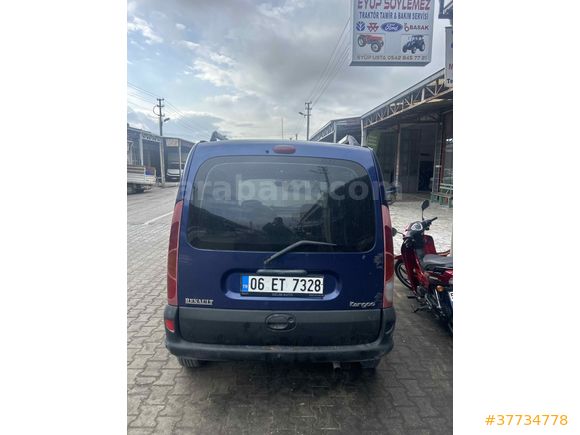 Sahibinden Renault Kangoo 1.4 RTE 2001 Model 