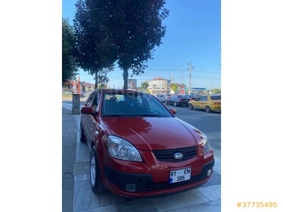 Sahibinden Kia Rio 1.5 CRDi confort 2009 Model  445.000 km Kırmızı