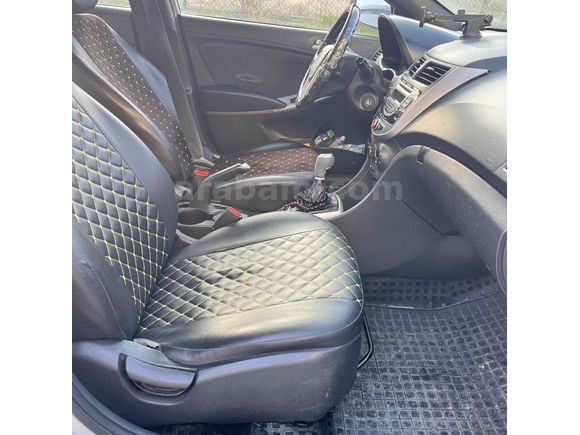 Sahibinden Hyundai Accent Blue 1.4 D-CVVT Mode Plus 2017 Model İstanbul