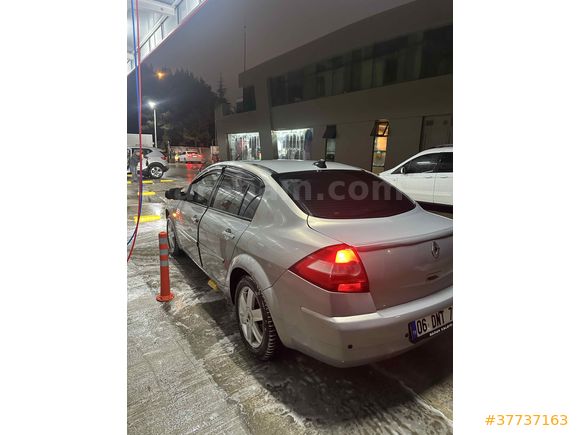 Sahibinden Renault Megane 1.6 Dynamique 2005 Model 