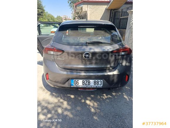 Kamu Personelinden Çift renk Corsa 1.2T Edition 2020 Model