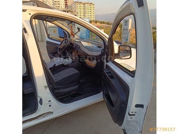 Sahibinden Citroen Nemo Combi 1.3 HDi SX Plus 2015 Model  260.000 km Beyaz