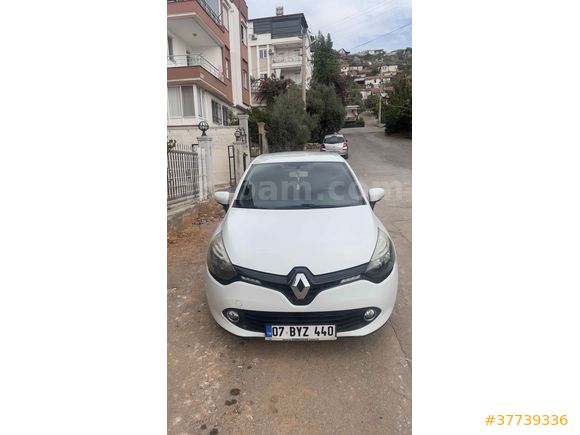 Sahibinden Renault Clio 1.2 Joy 2013 Model  165.000 km Beyaz