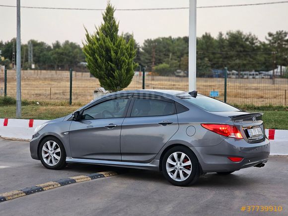 Sahibinden Hyundai Accent Blue 1.4 D-CVVT Mode Plus 2015 Model 