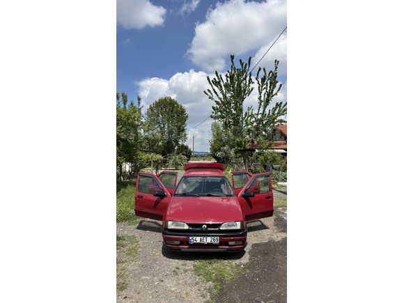 Sahibinden Renault R 19 1.4 Europa RL 1995 Model  387.000 km Bordo