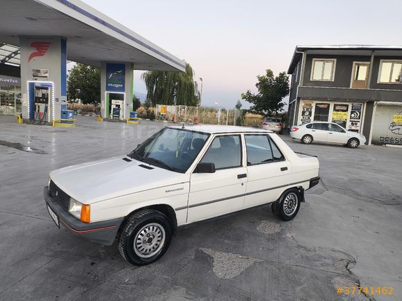 Sahibinden Renault R 9 1.4 Broadway 1990 Model