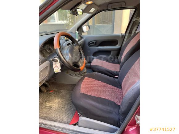 Sahibinden Renault Clio 1.4 Dynamique 2002 Model