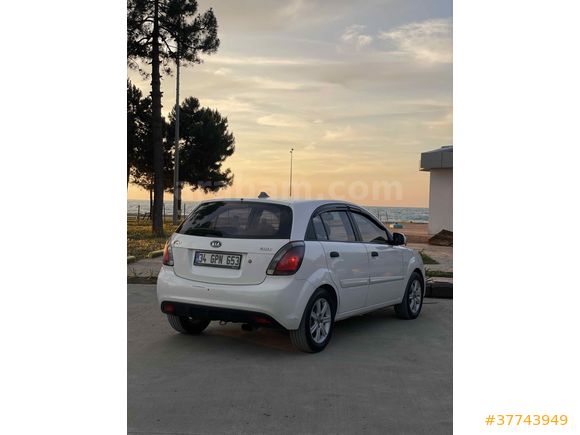 Sahibinden Kia Rio 1.5 CRDi Trend 2011 Model 
