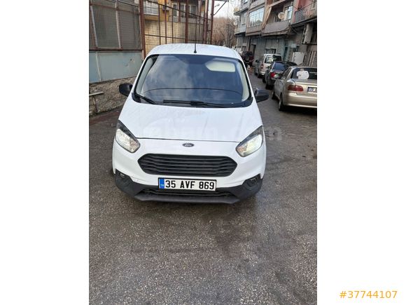 Sahibinden Ford Transit Courier 1.5 TDCi Trend 2021 Model 