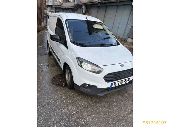 Sahibinden Ford Transit Courier 1.5 TDCi Trend 2021 Model 