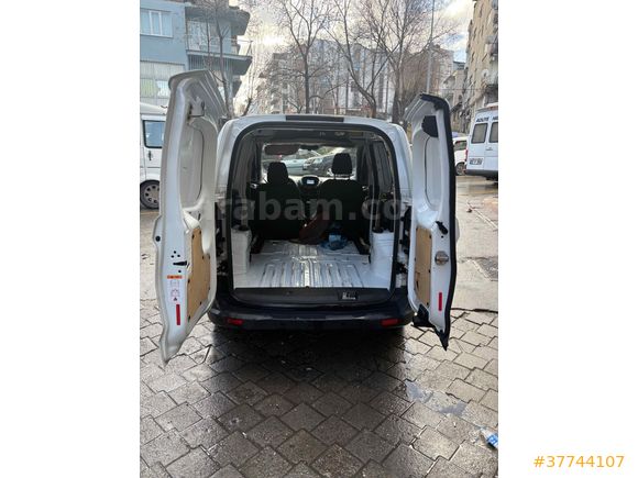 Sahibinden Ford Transit Courier 1.5 TDCi Trend 2021 Model 