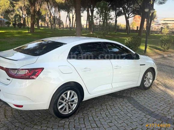 Sahibinden Renault Megane 1.5 dCi Touch 2017 Model 