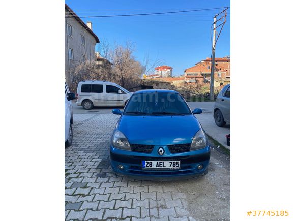Sahibinden Renault Clio 1.4 Expression 2002 Model 