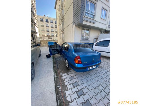 Sahibinden Renault Clio 1.4 Expression 2002 Model 