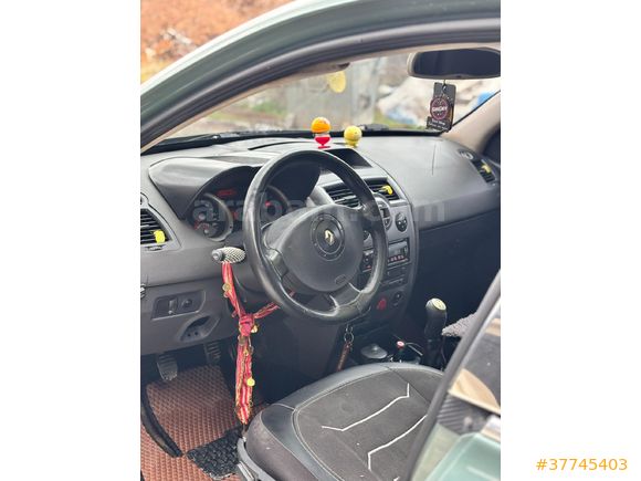 Sahibinden Renault Megane 1.6 Alize 2004 Model  330.000 km Yeşil