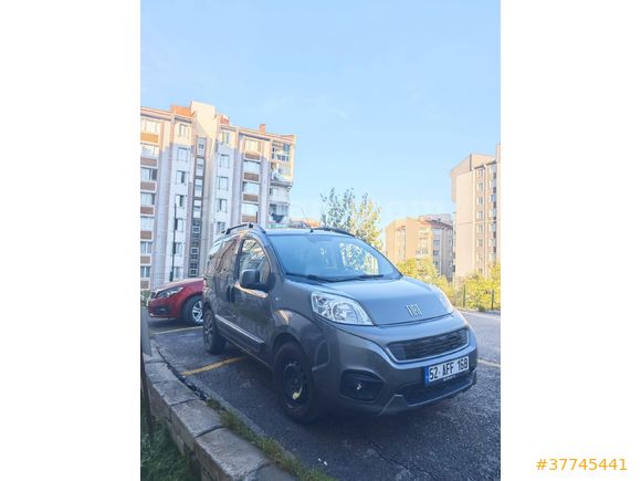 Sahibinden Fiat Fiorino Combi 1.3 Multijet Premio 2024 Model  41.000 km Füme