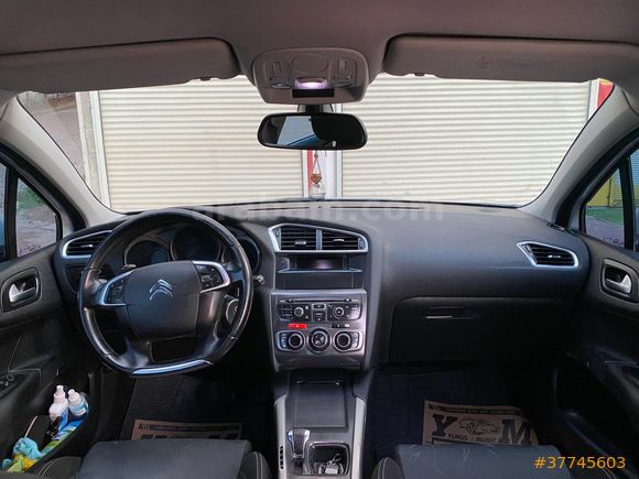Sahibinden Citroen C4 1.6 e-HDi Confort 2013 Model  216.000 km Beyaz