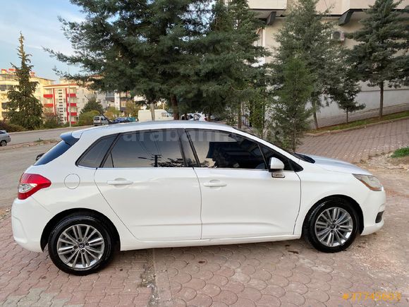 Sahibinden Citroen C4 1.6 e-HDi Confort 2013 Model  216.000 km Beyaz