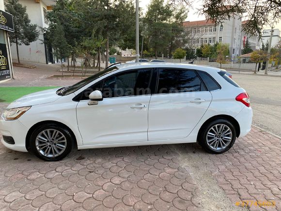 Sahibinden Citroen C4 1.6 e-HDi Confort 2013 Model  216.000 km Beyaz