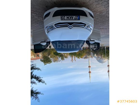 Sahibinden Citroen C4 1.6 e-HDi Confort 2013 Model  216.000 km Beyaz
