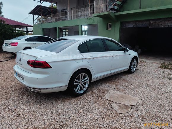 Sahibinden Volkswagen Passat 1.6 TDi BlueMotion Comfortline 2015 Model