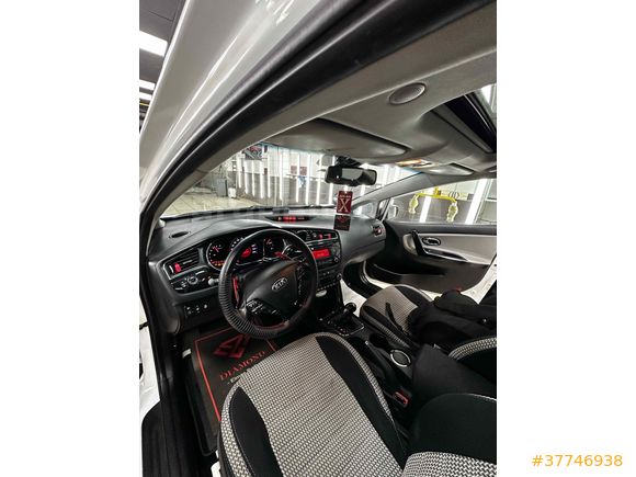 Sahibinden Kia Ceed 1.6 CRDi Concept Plus 2016 Model 