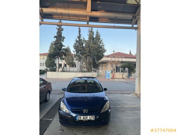 Sahibinden Peugeot 307 1.6 HDi XT 2005 Model  300.000 km Lacivert