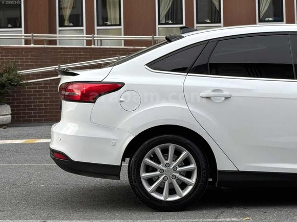 HİLAL MOTORS - 2015 Ford Focus Titanium / Oto Park / 360 Sensör