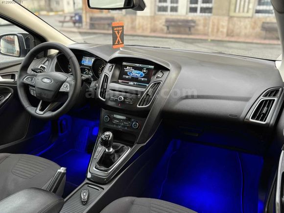 HİLAL MOTORS - 2015 Ford Focus Titanium / Oto Park / 360 Sensör