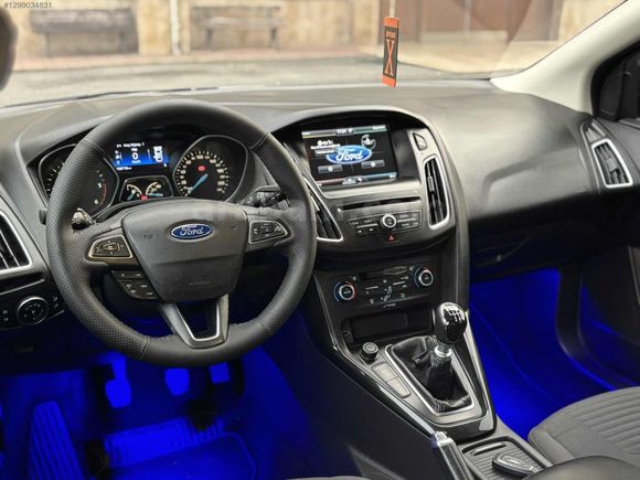 HİLAL MOTORS - 2015 Ford Focus Titanium / Oto Park / 360 Sensör