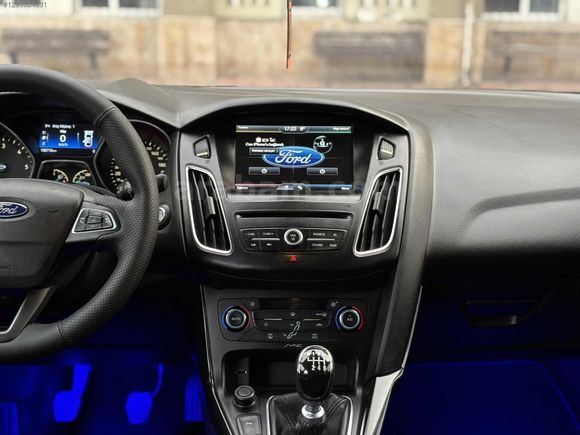 HİLAL MOTORS - 2015 Ford Focus Titanium / Oto Park / 360 Sensör