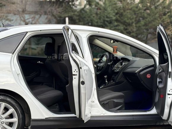 HİLAL MOTORS - 2015 Ford Focus Titanium / Oto Park / 360 Sensör