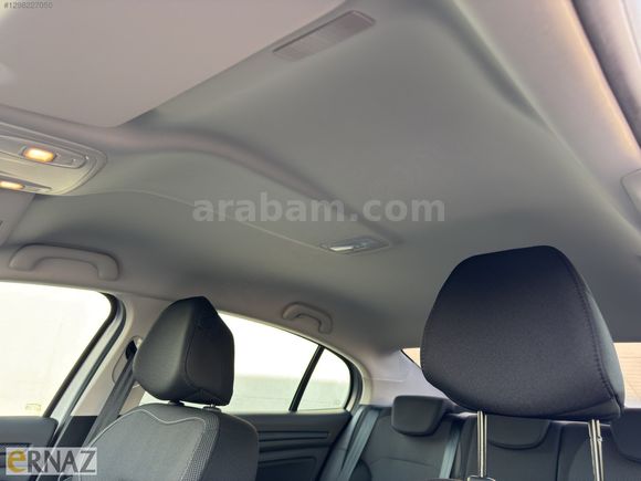 ERNAZ OTODAN 2025 Megane Sedan 1.3 TCe Touch EDC