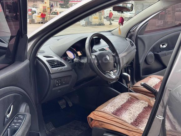 TEKİN AUTO'DAN FLUENCE OTOMATİK TOUCH PLUS