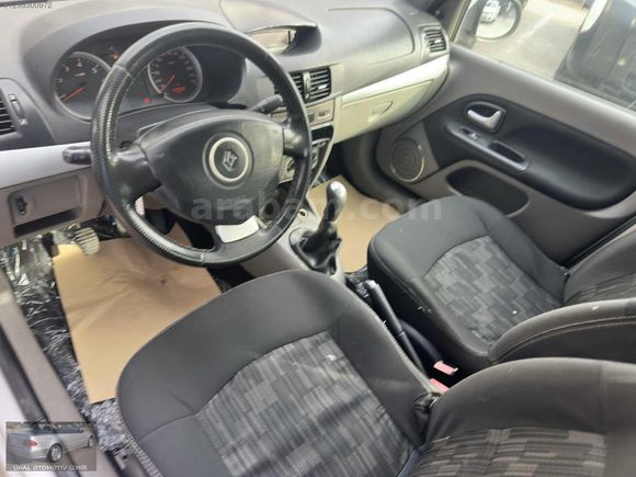 ÜNAL OTOMOTİV DEN 2012 SYMBOL 1.5 DCİ EXPRESSİON/210.000TL KREDİ