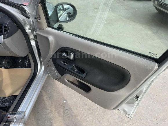 ÜNAL OTOMOTİV DEN 2012 SYMBOL 1.5 DCİ EXPRESSİON/210.000TL KREDİ