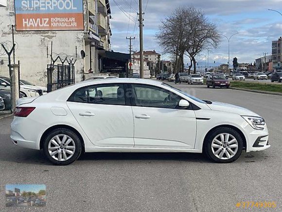 2021 RENAULT MEGANE 1.5 BLUEDCİ