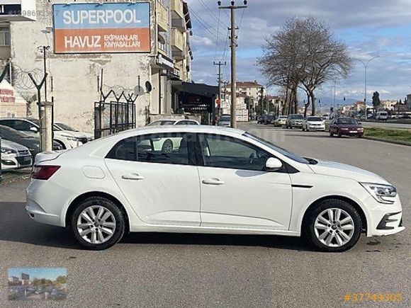 2021 RENAULT MEGANE 1.5 BLUEDCİ