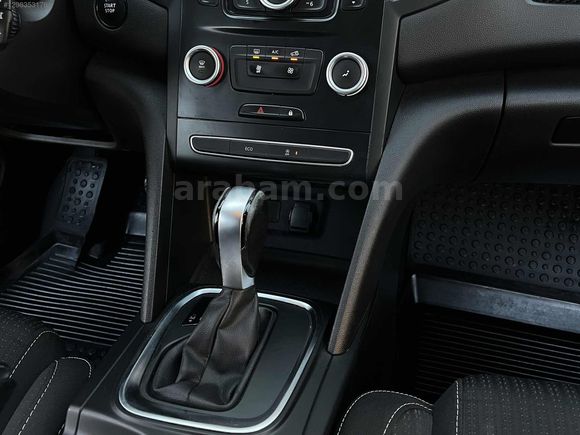 2020 MODEL MEGANE 1.5 BLUE DCİ TOUCH EDC LED STAR&STOP