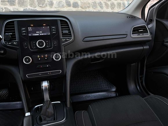 2020 MODEL MEGANE 1.5 BLUE DCİ TOUCH EDC LED STAR&STOP