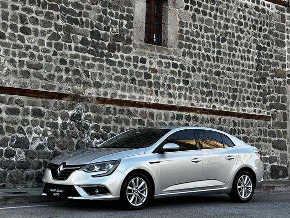 2020 MODEL MEGANE 1.5 BLUE DCİ TOUCH EDC LED STAR&STOP