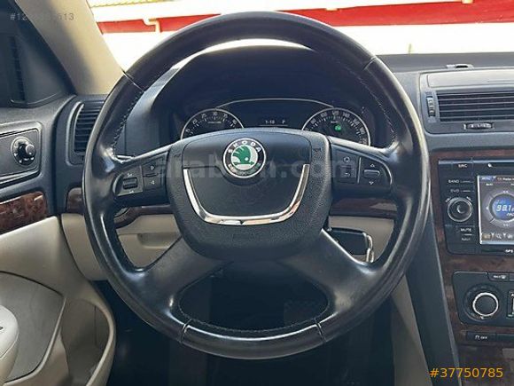 'HYPER CAR' ELEGANCE CR OTOMATİK K.K12 TAKSİT DÜŞÜK KM