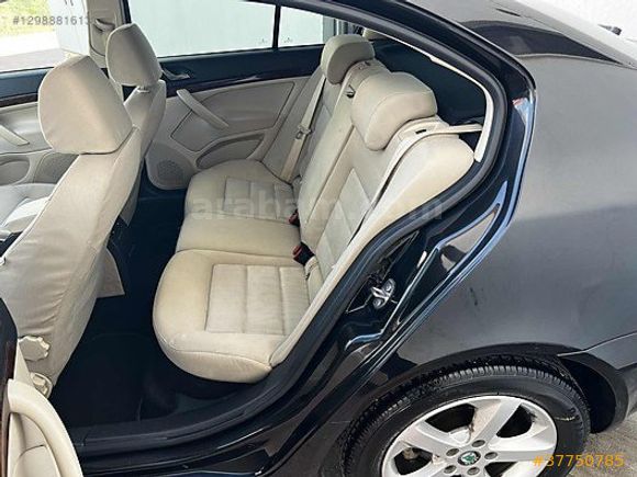 'HYPER CAR' ELEGANCE CR OTOMATİK K.K12 TAKSİT DÜŞÜK KM