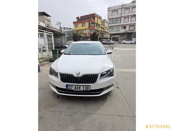 Sahibinden Skoda SuperB 1.6 TDI Prestige 2015 Model