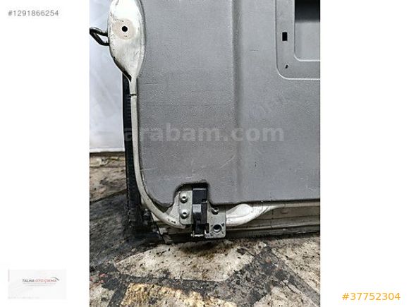 Mercedes Sprinter Dolu Arka Sağ Sol Kapılar