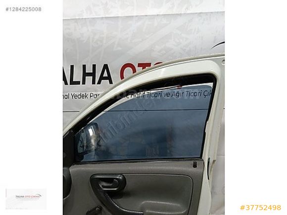 Opel Combo C Dolu Sağ Ön Kapı