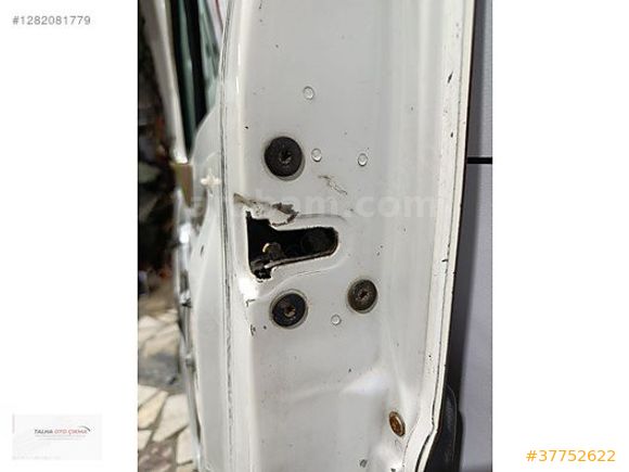 Renault Master 2 Dolu Sağ Ön Kapı
