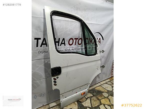 Renault Master 2 Dolu Sağ Ön Kapı